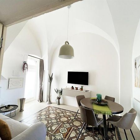 Suite Sami Charming Home Остуні Екстер'єр фото